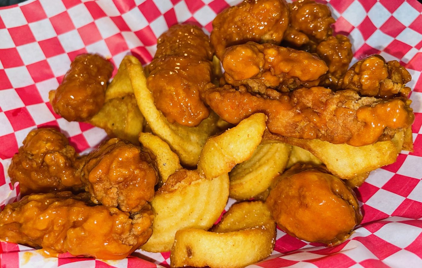 Food Boneless Wings