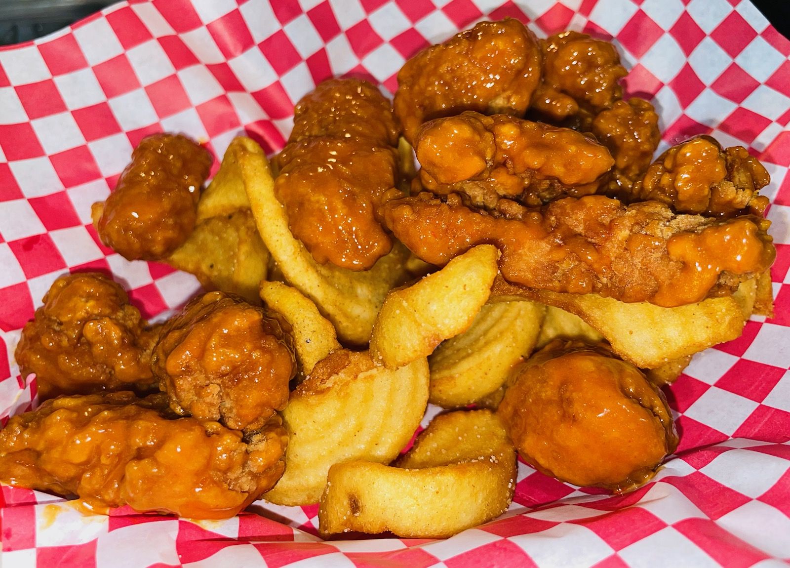 Food Boneless Wings